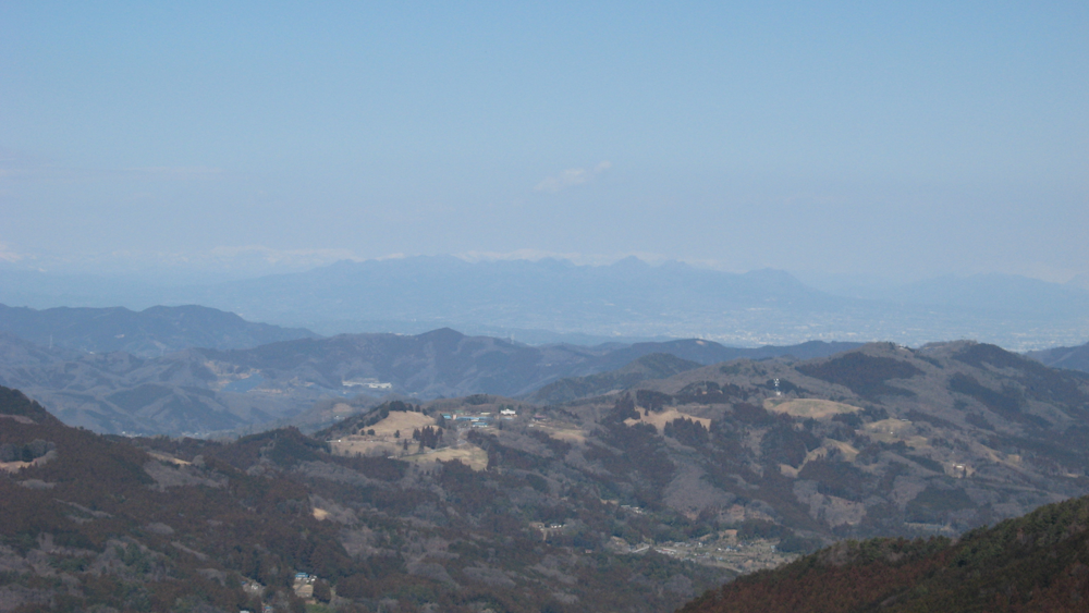 大霧山と秩父高原牧場